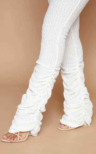 Pantaloni Textured PrettyLittleThing | L/XL – EU44
