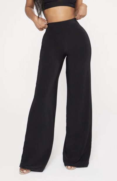 Pantaloni wide slinky PrettyLittleThing | L