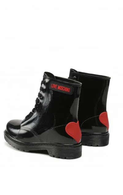 Bocanci Moschino | 38 |
