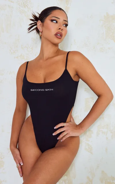 Body Ribbed PrettyLittleThing | M