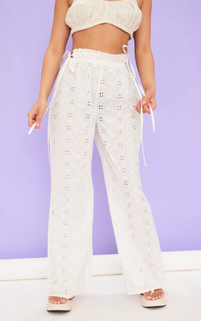 Pantaloni broderie PrettyLittleThing | EU34/S