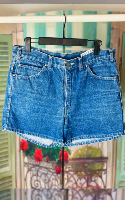 Pantaloni scurți vintage | L/(80 cm)