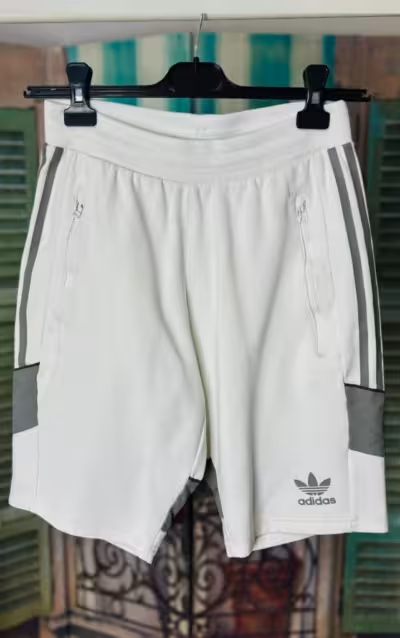 Pantaloni scurți Adidas Originals | M