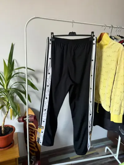 Pantaloni Negri Adidas cu capse Unisex | Marimea L