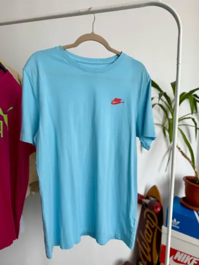 Tricou NIKE albastru ciel | marimea L